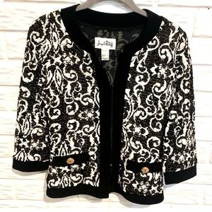 Beautiful Joseph Ribkoff ribbed, black and white jacket.